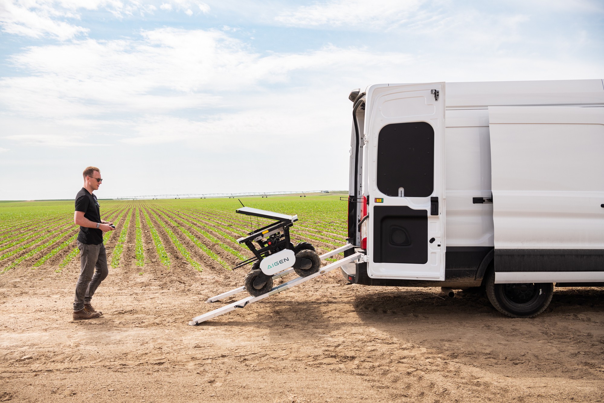 Aigen’s autonomous solar-powered weeding robot