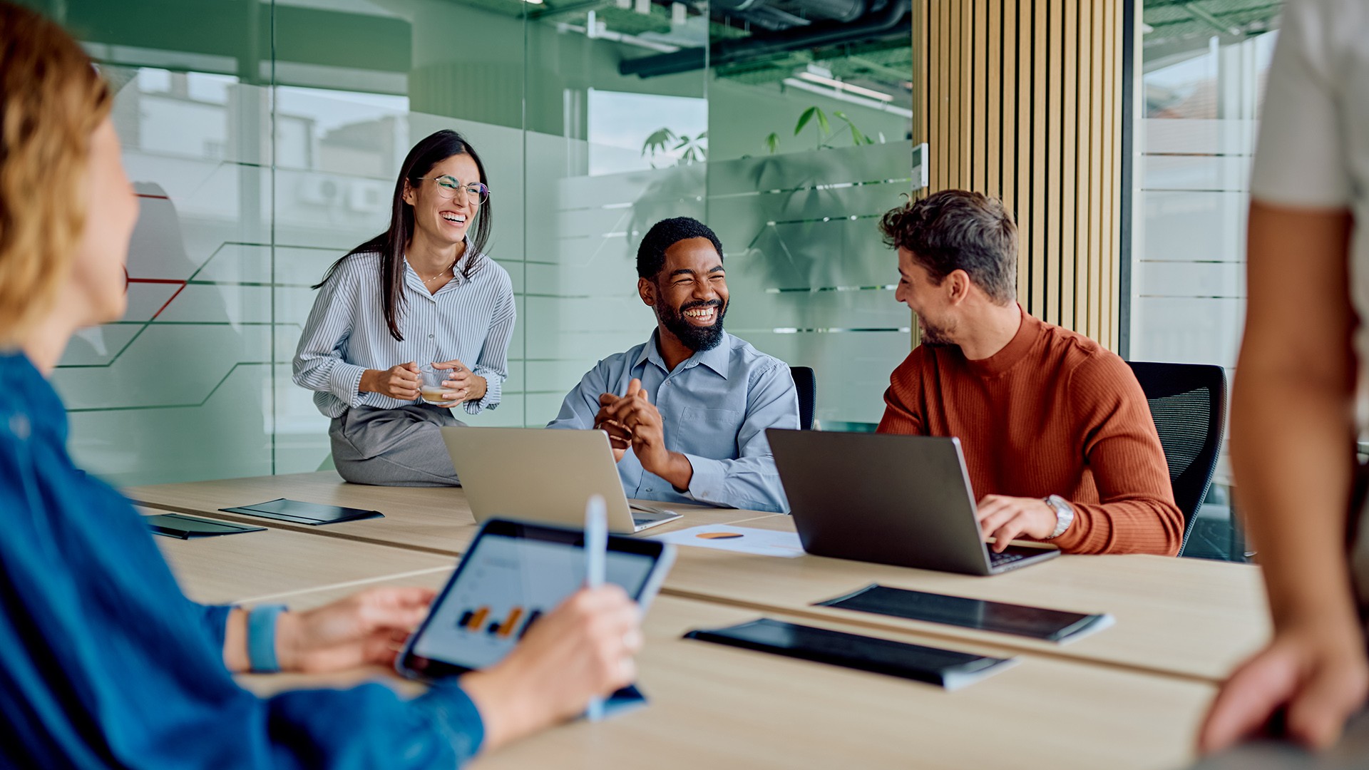collaborative team meeting ai project discussion